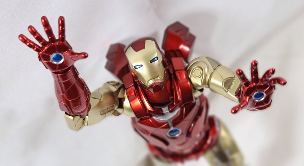 Action Figure Review: Sentinel Fighting Armor Iron Man