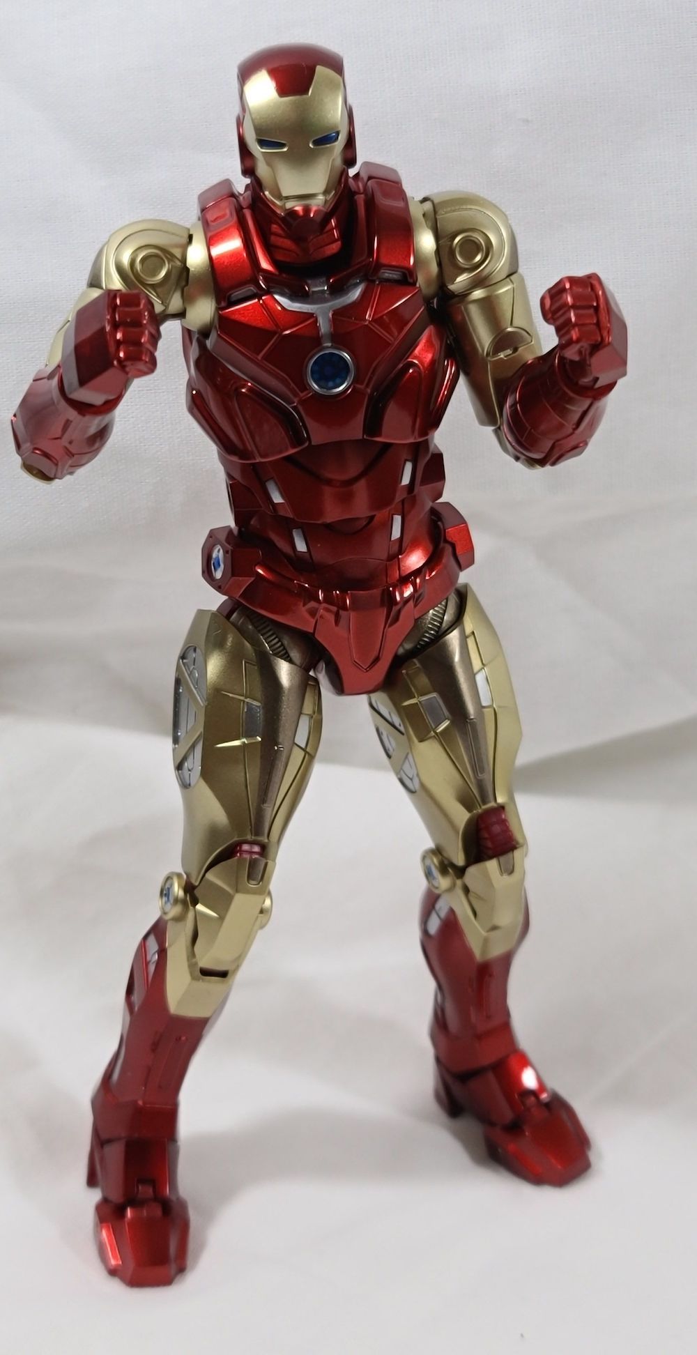 Action Figure Review: Sentinel Fighting Armor Iron Man