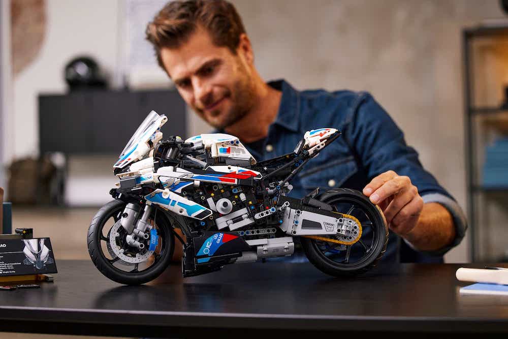 The LEGO Group reveals the LEGO Technic BMW M 1000 RR