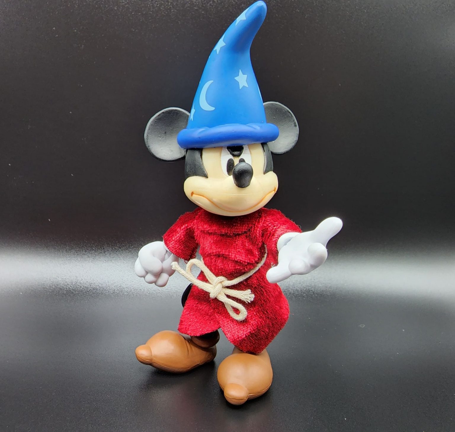 Fantasia Sorcerer’s Apprentice Mickey Mouse Ultimates Review