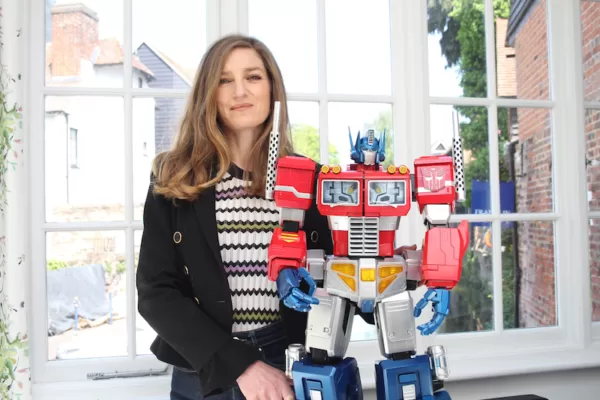 Biggest Model of Transformers Optimus Prime Ever Produced to Launch Worldwide by Agora Models Biggest Model of Transformers Optimus Prime Ever Produced to Launch Worldwide by Agora Models